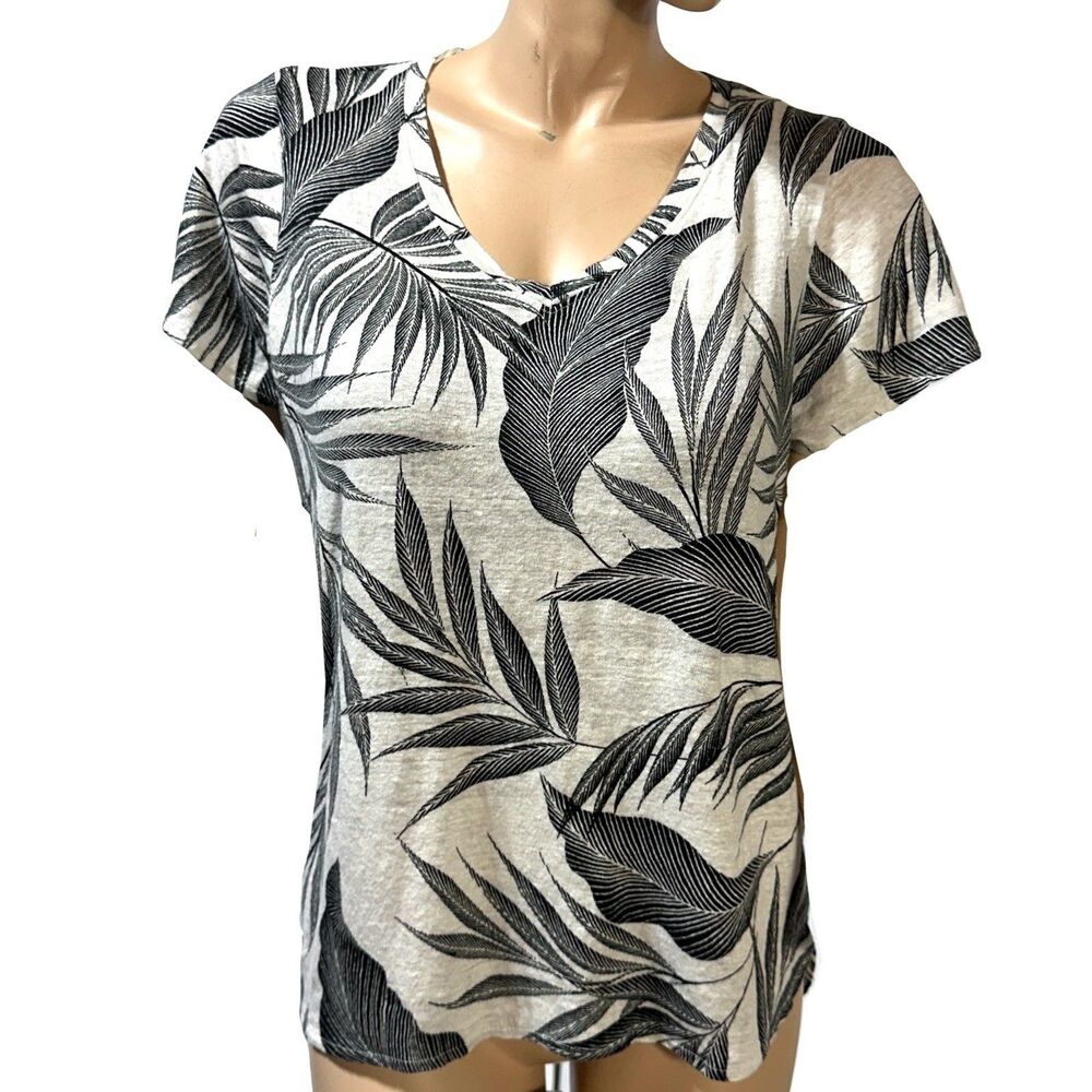Tahari Blouse Linen Black & Off White Print Size 1X Short Sleeve V-Neck Tropical